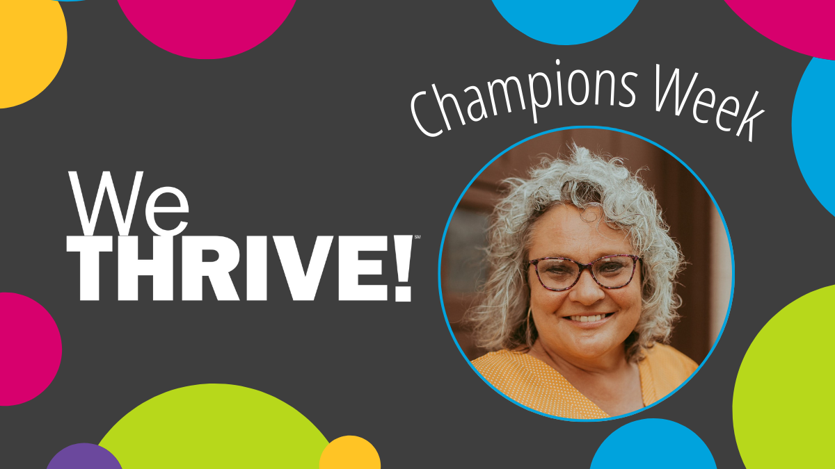 We thrive logo with headshot of Mimi Anderson.